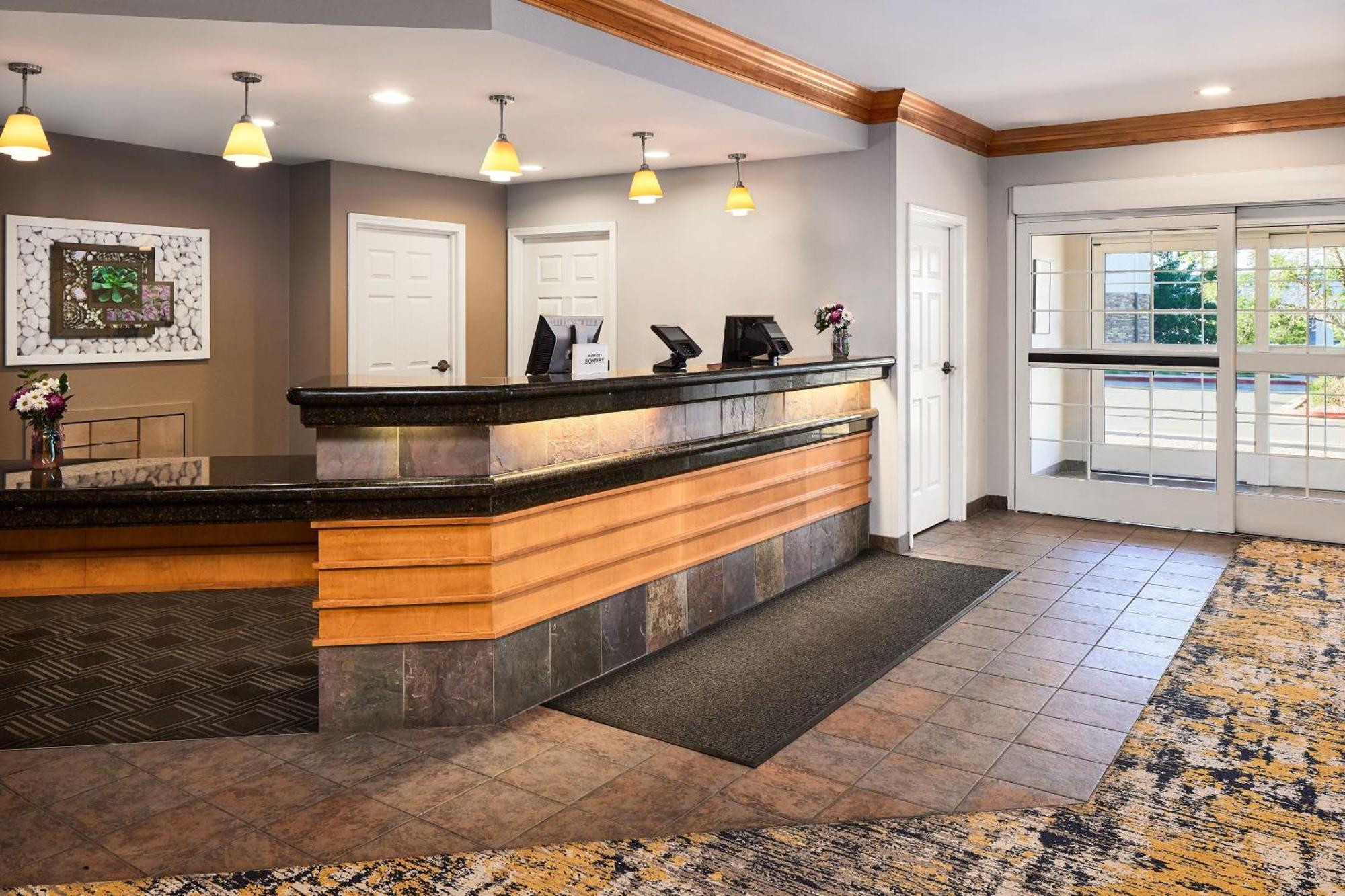 Towneplace Suites By Marriott Colorado Springs South Exterior photo