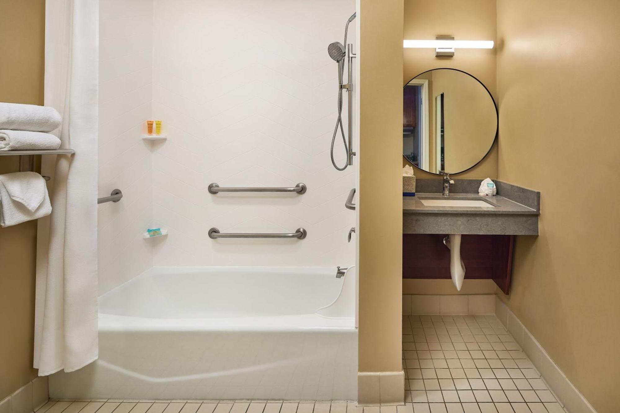 Towneplace Suites By Marriott Colorado Springs South Exterior photo